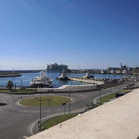 Casa Cavallotti - Modern Apartment Between Train Station And Port Civitavecchia Exteriér fotografie